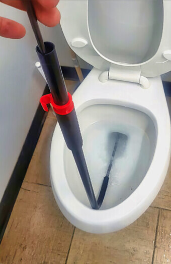 https://blockeddrainsleeming.com.au/uploads/2025/07/blocked-toilet-57058.jpg